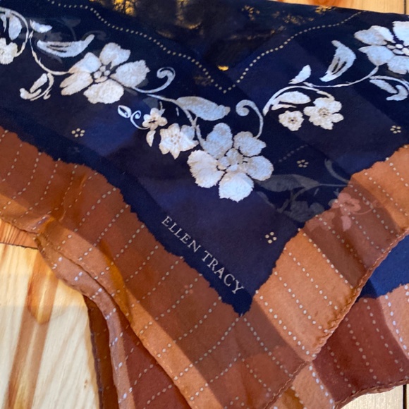 Ellen Tracy Silk Scarf - EUC - Picture 8 of 13